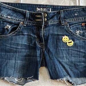 Size 28 Hudson shorts or adorable jean shorts